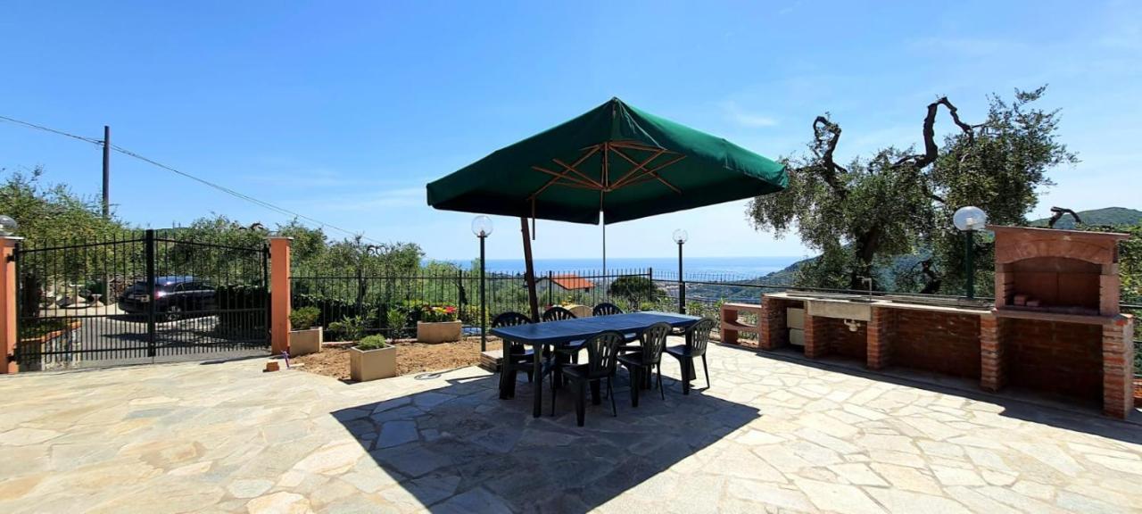 Casa Del Sole #Bluchalet Apartment Leivi Exterior photo